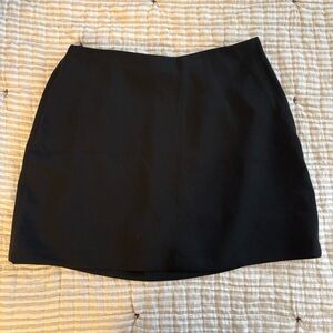 Women’s The A&F Scarlett Premium Crepe Mini Skort - Black - Size Medium - NWT